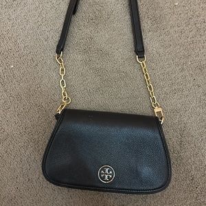 Small Tori Burch Clutch/Crossbody Purse